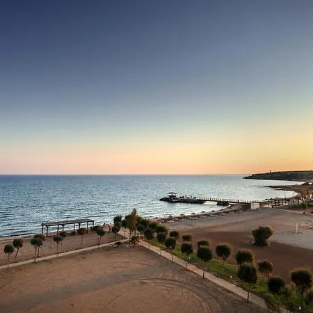 דירה Thalassa Beach Resort Three Bedroom Sea-View Private Pool Apartment *